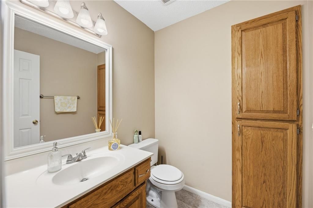 15146 Glenwood Avenue — photo 11