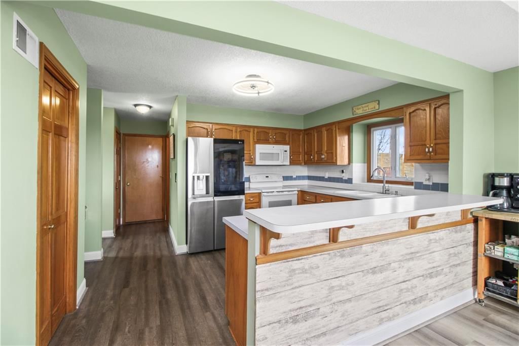 202 SW 25th Street — photo 8