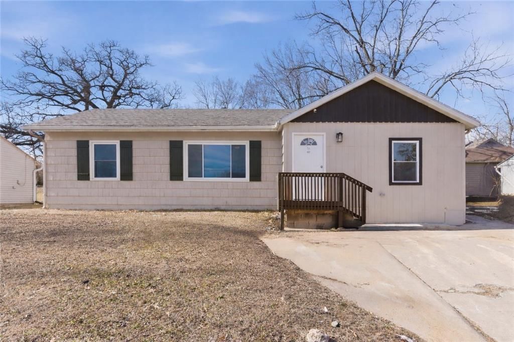 4614 NE Antioch Road, Kansas City, MO