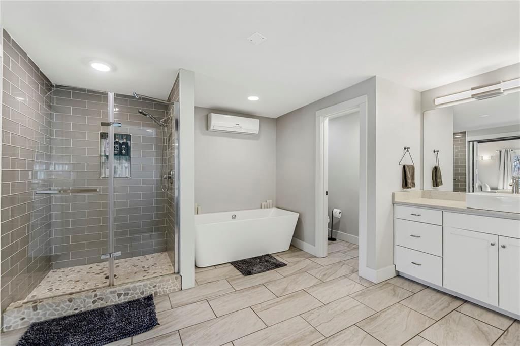 2804 S WHITNEY Road — photo 23