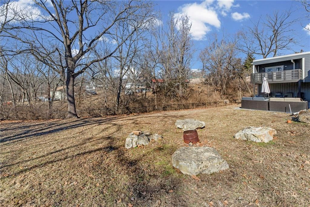 2804 S WHITNEY Road — photo 39