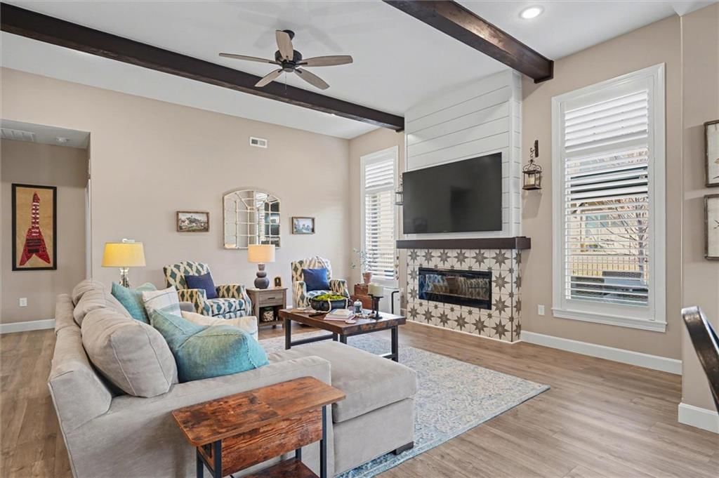 415 N Daylily Drive — photo 4
