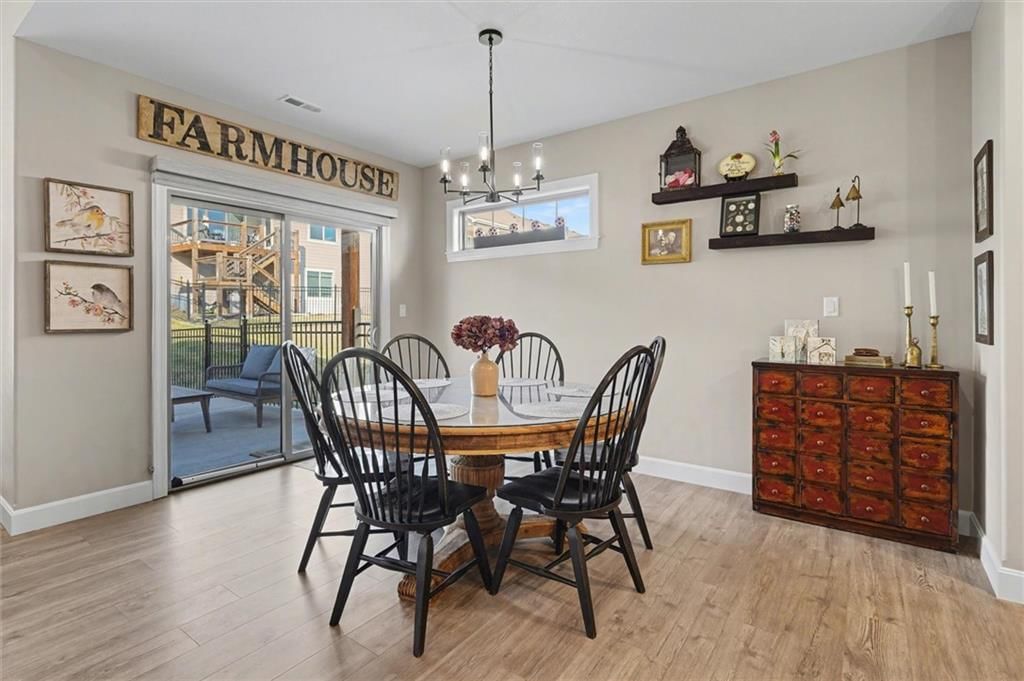 415 N Daylily Drive — photo 10