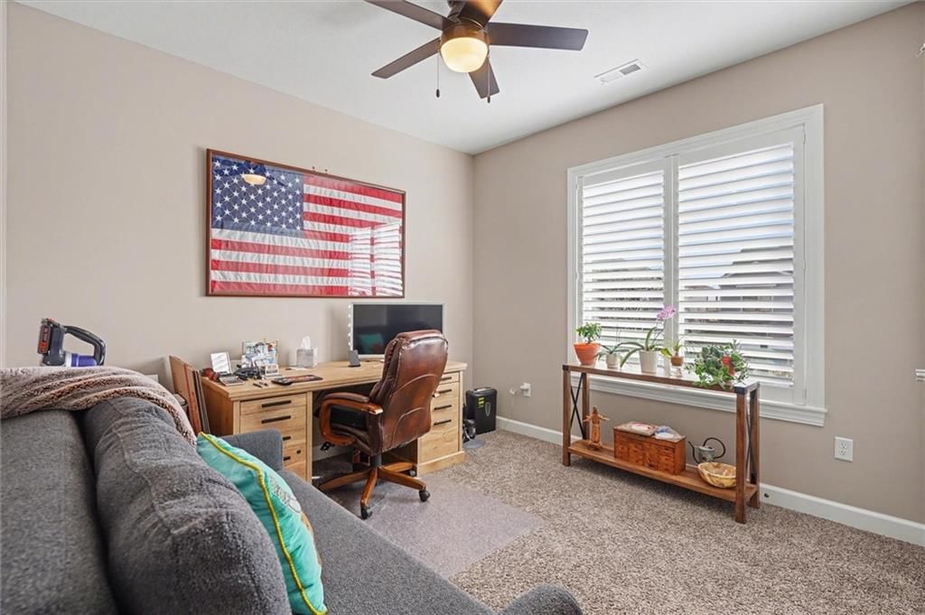 415 N Daylily Drive — photo 11