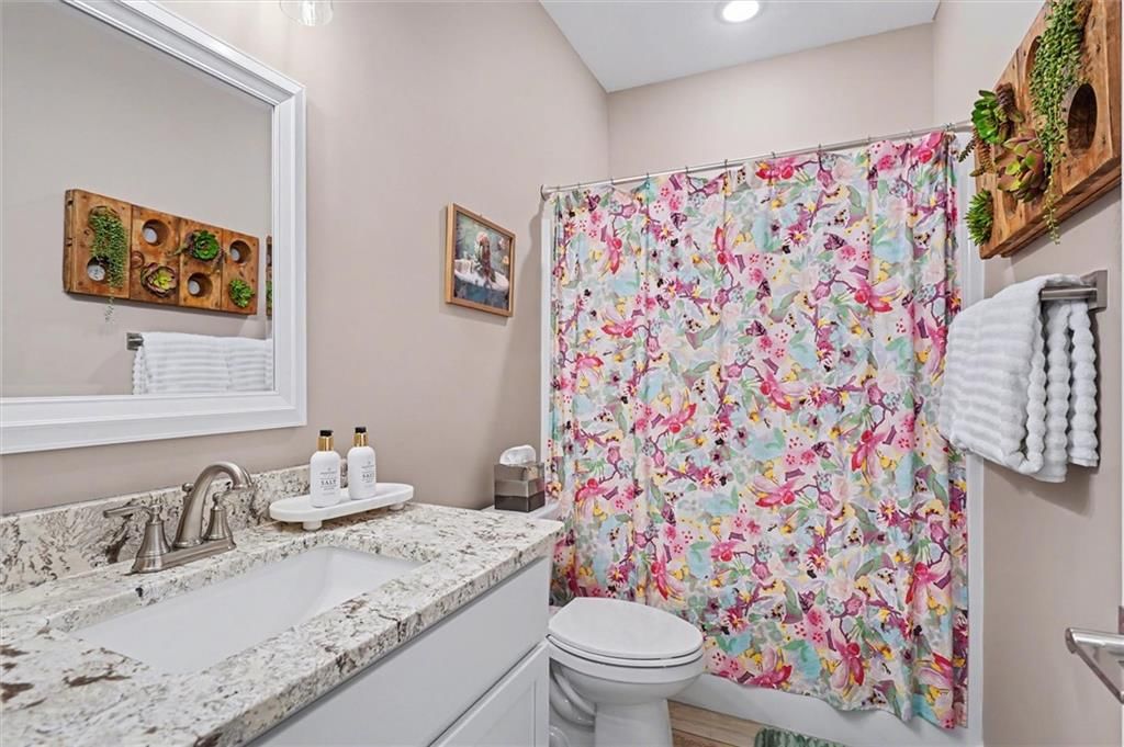 415 N Daylily Drive — photo 12
