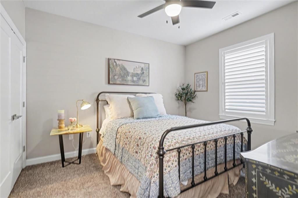 415 N Daylily Drive — photo 13
