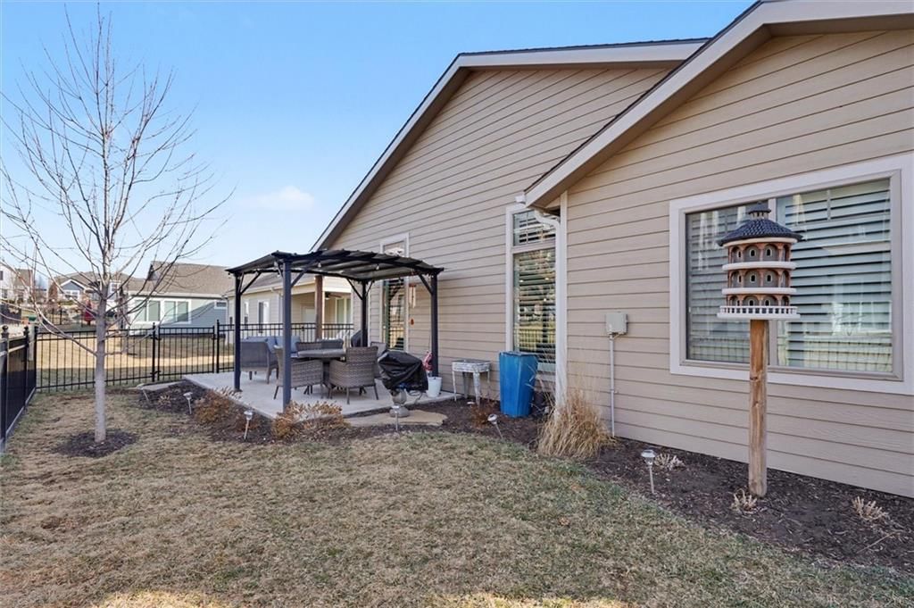 415 N Daylily Drive — photo 21