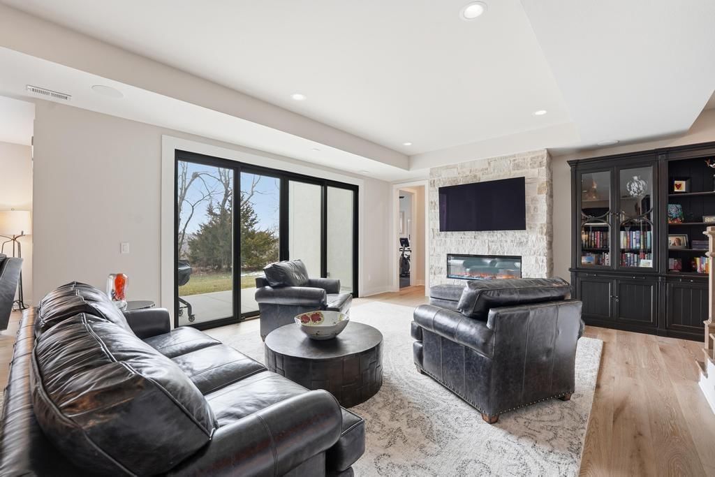 27229 W 100th Terrace — photo 31