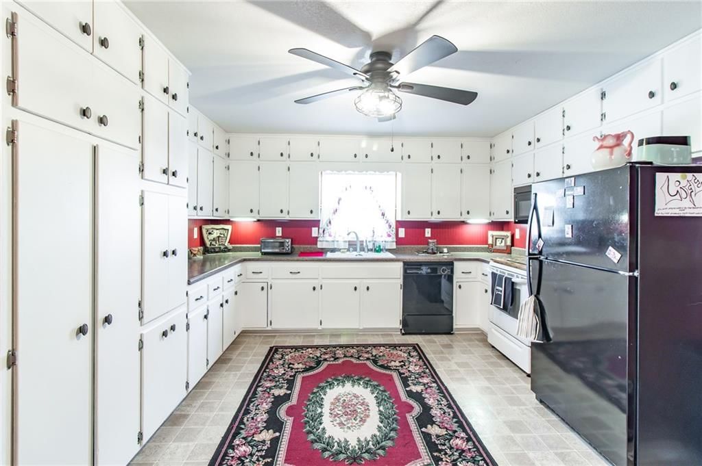 508 W 19th Street — photo 11