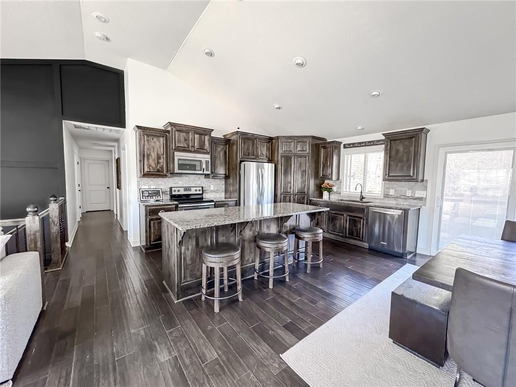 904 SW 35th Street — photo 7