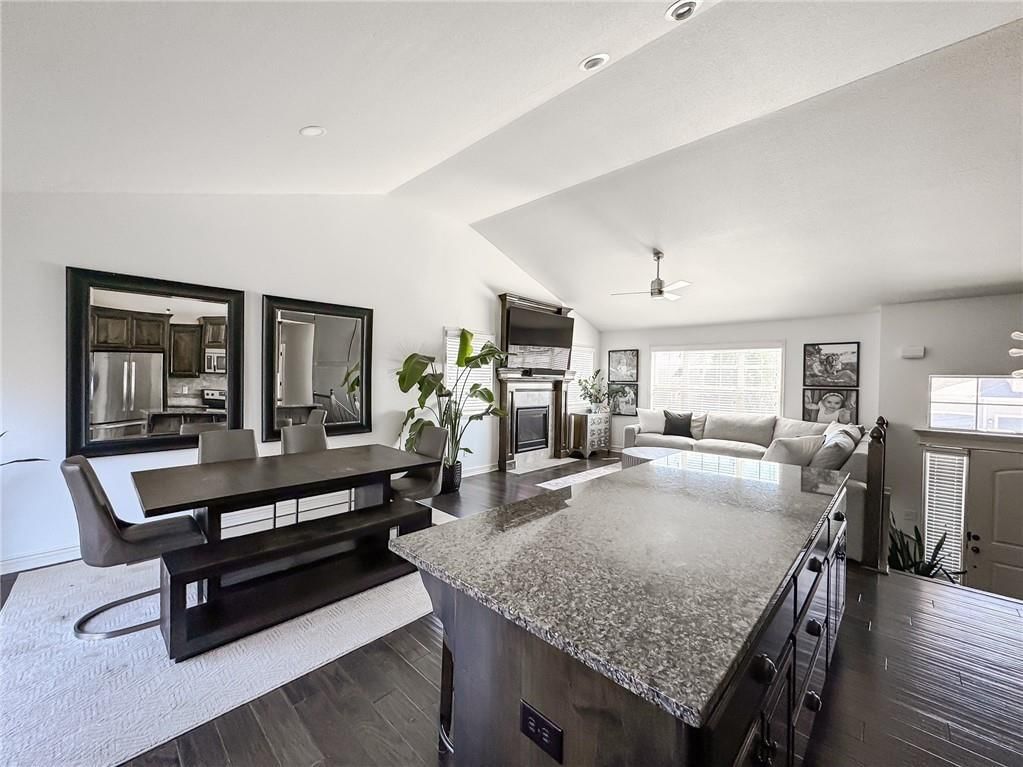 904 SW 35th Street — photo 9
