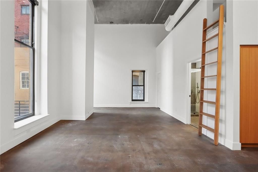 500 Delaware Street — photo 10
