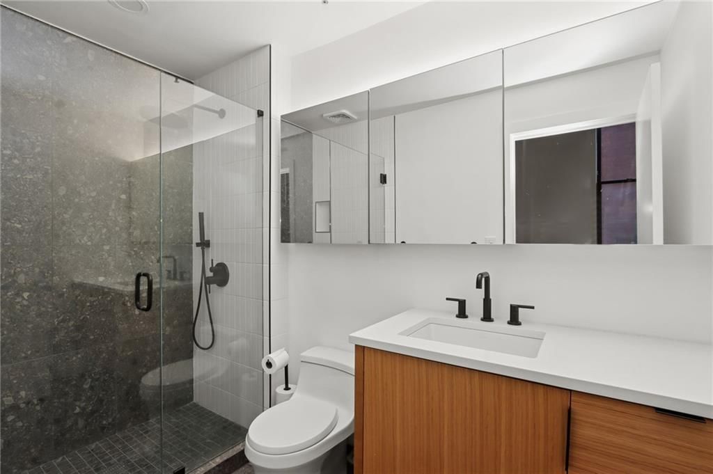 500 Delaware Street — photo 14