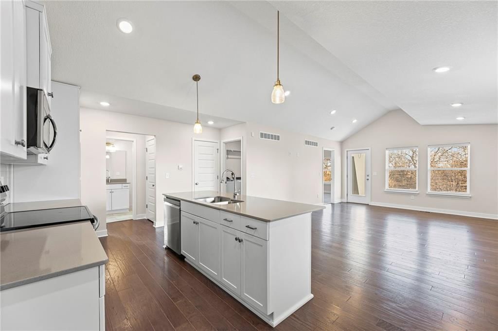 18057 Hauser Street — photo 18