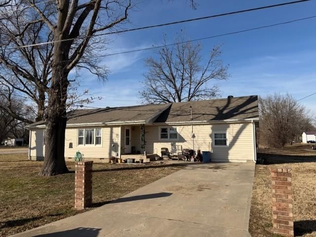 3229 Mosher Road, Parsons, KS