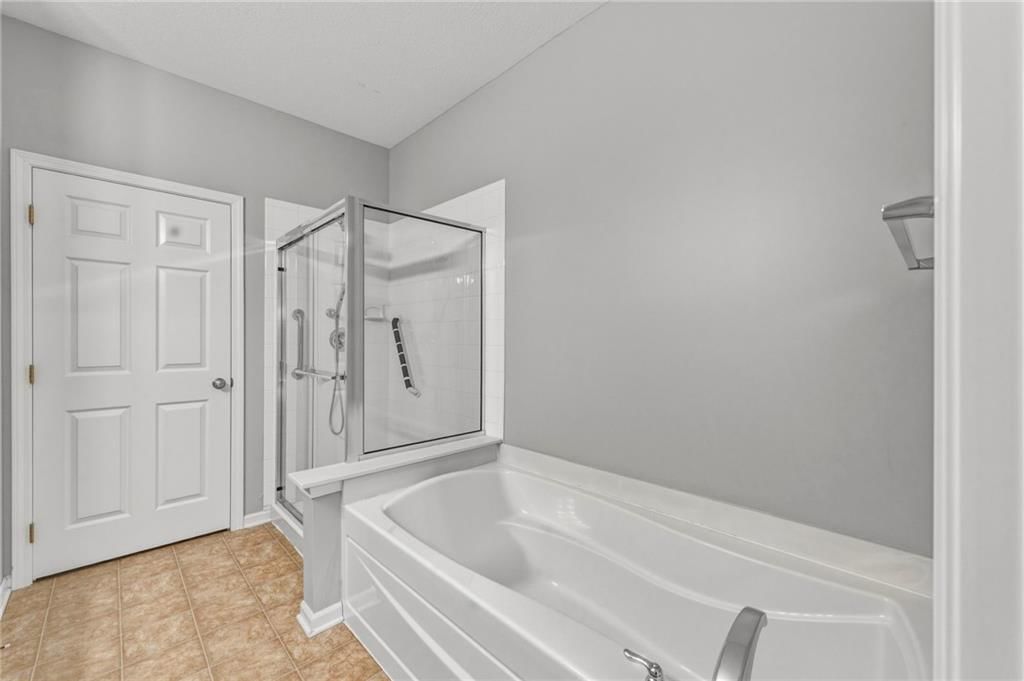 11183 S Chouteau Street — photo 22