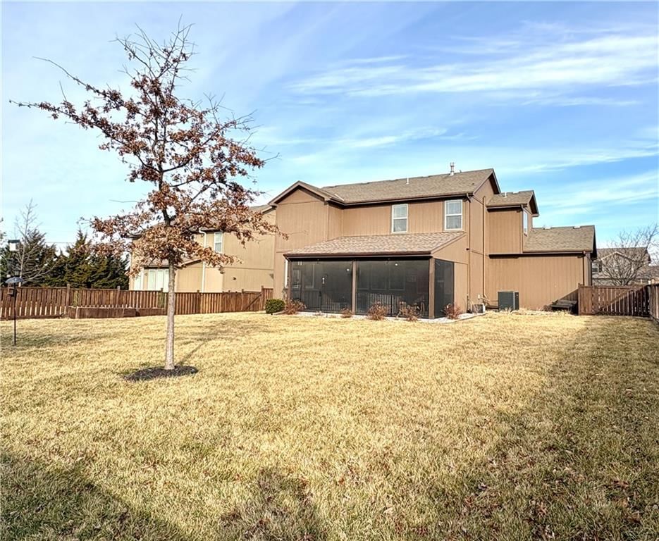 16623 W 172nd Terrace — photo 31