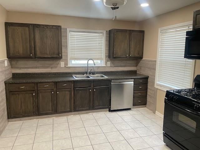 929 E Hyde Park Avenue — photo 5