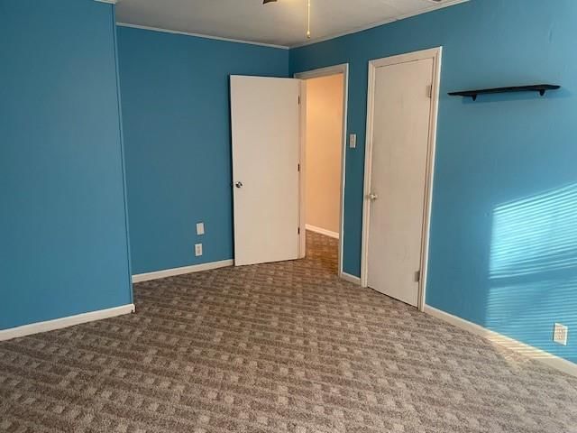 929 E Hyde Park Avenue — photo 15