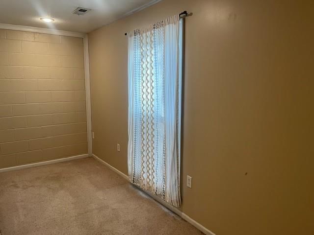 929 E Hyde Park Avenue — photo 24