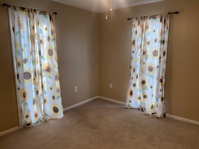 929 E Hyde Park Avenue — photo 30