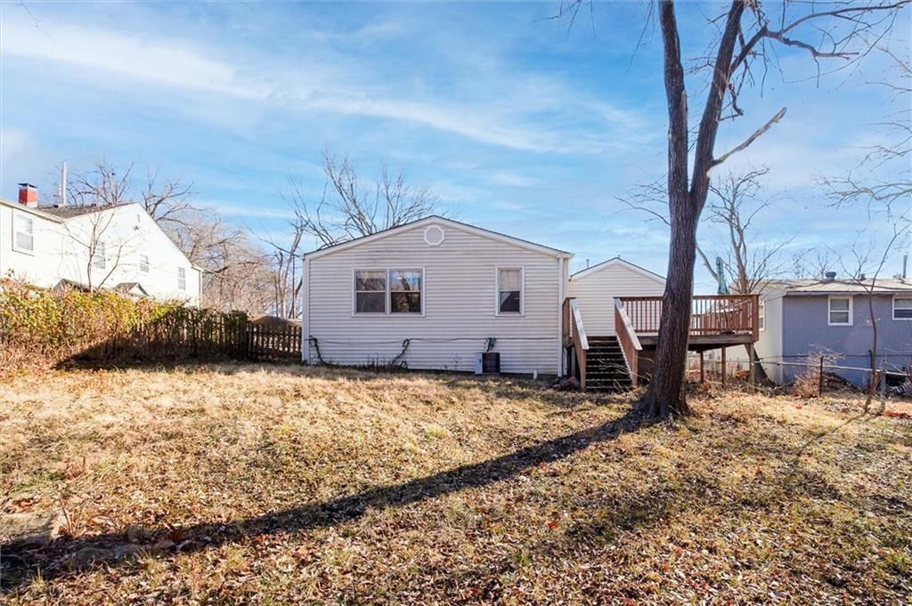 5310 NE Barnes Avenue — photo 23