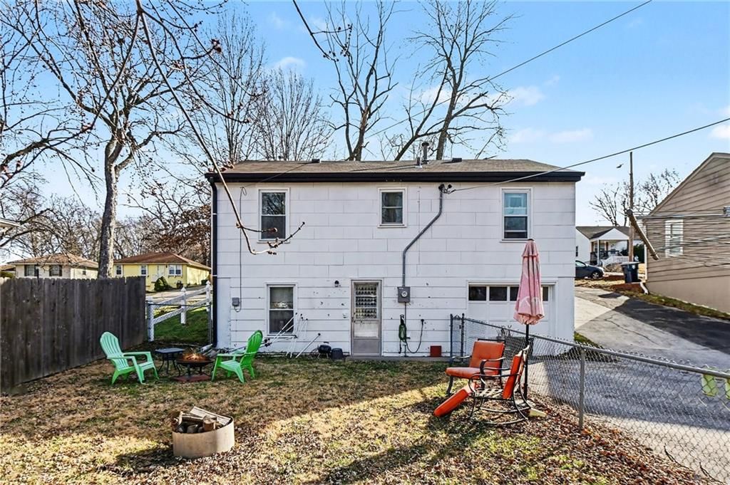 3936 N Spruce Avenue — photo 15