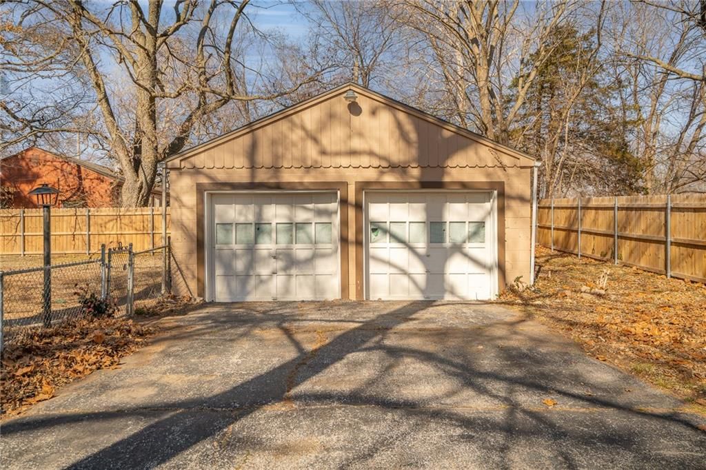 7005 Raytown Road — photo 19