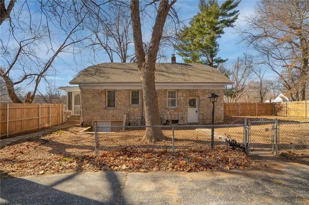 7005 Raytown Road — photo 20