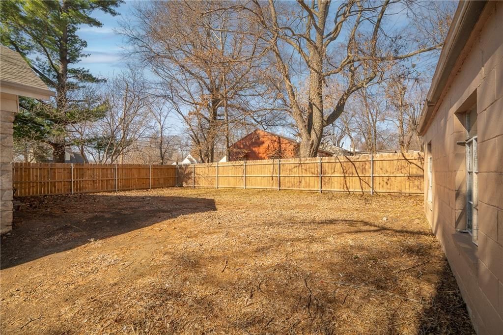 7005 Raytown Road — photo 21