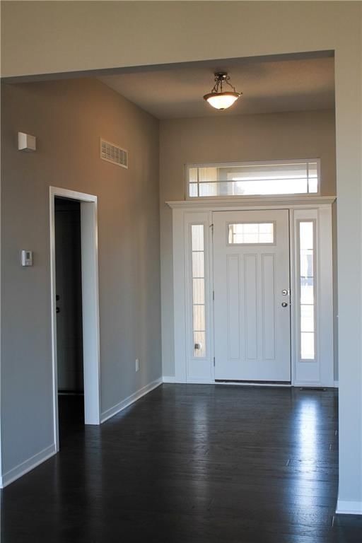 1068 N Sumac Street — photo 4