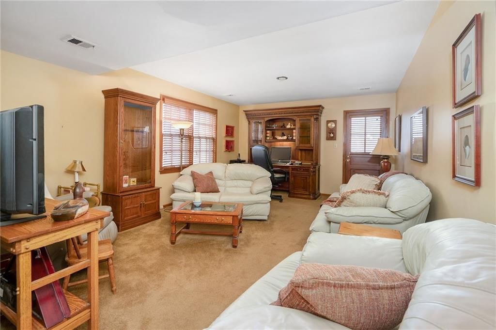 9312 Catalina Street — photo 26