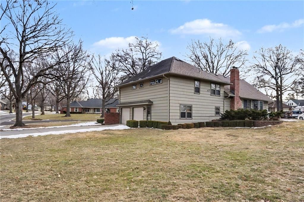 9312 Catalina Street — photo 36