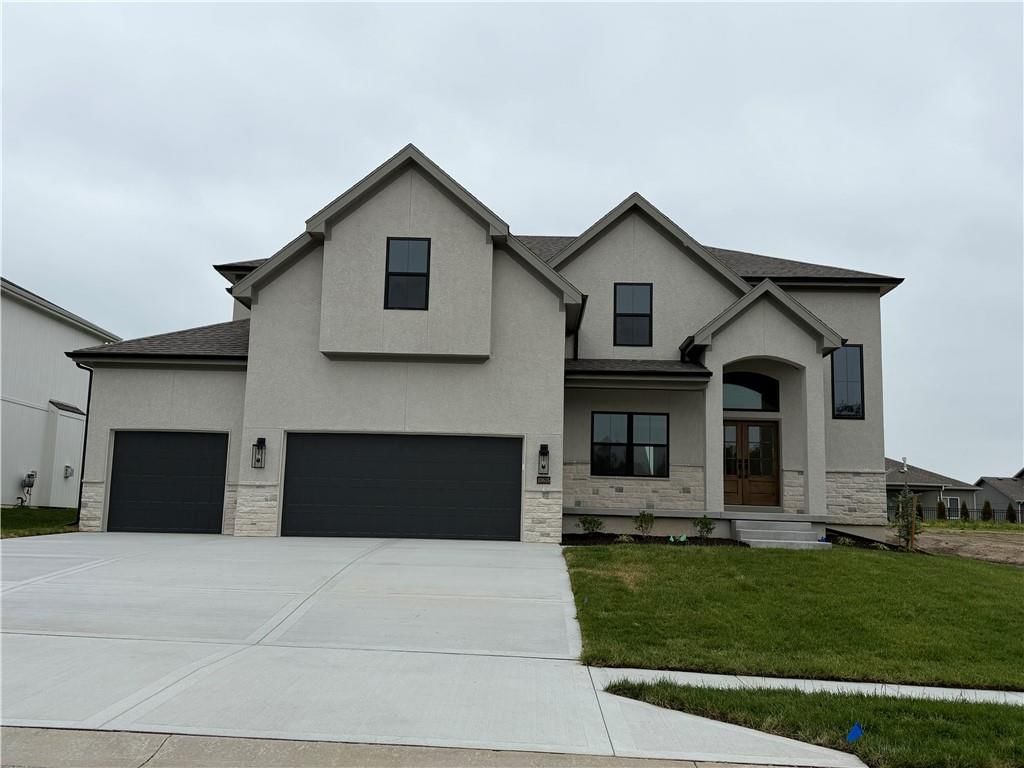 10615 N Mulberry Street, Kansas City, MO
