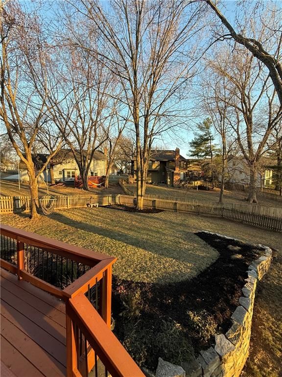 183 NE Chinquapin Court — photo 11