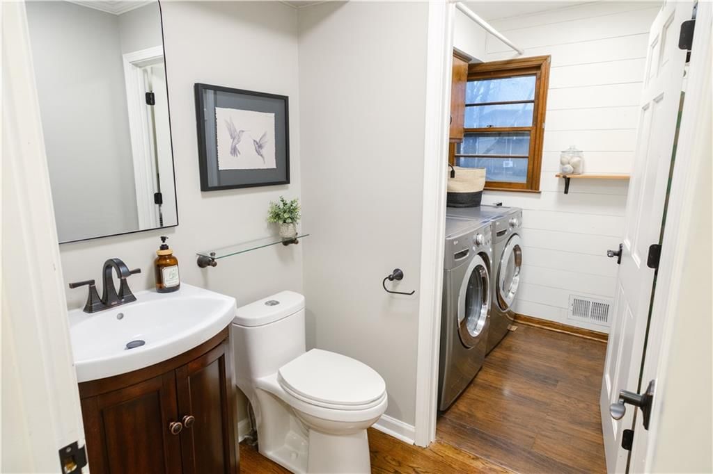 183 NE Chinquapin Court — photo 37