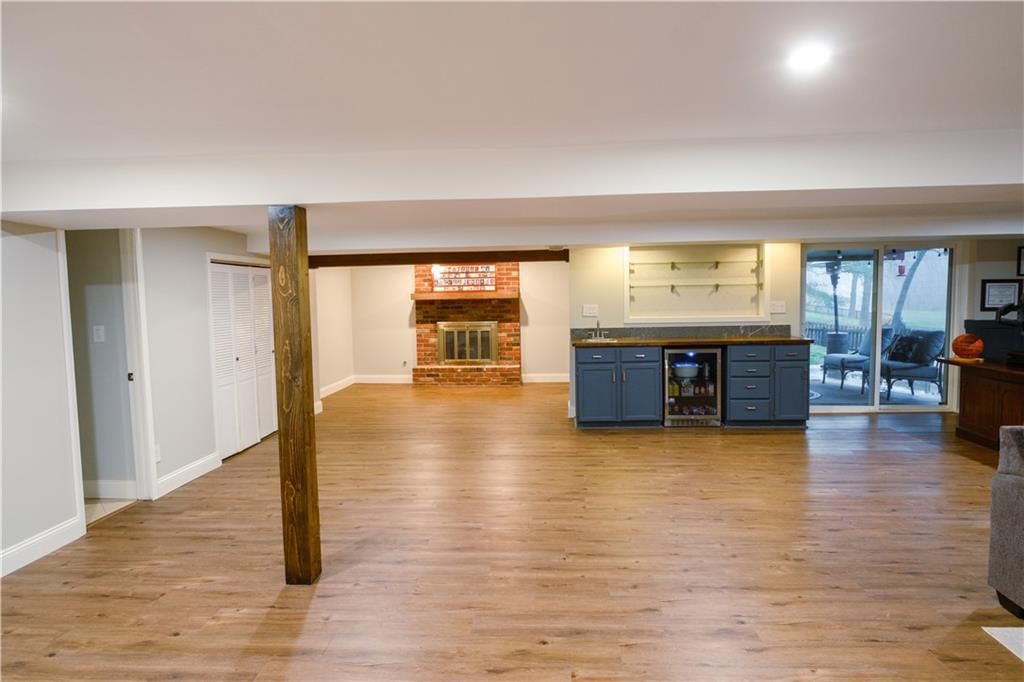 183 NE Chinquapin Court — photo 41