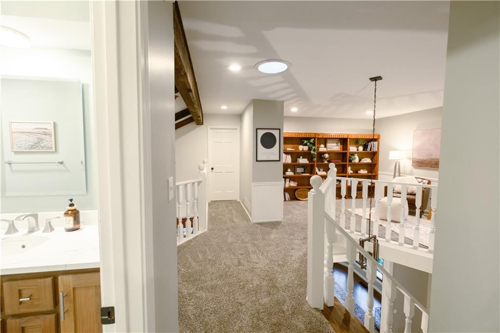 183 NE Chinquapin Court — photo 47