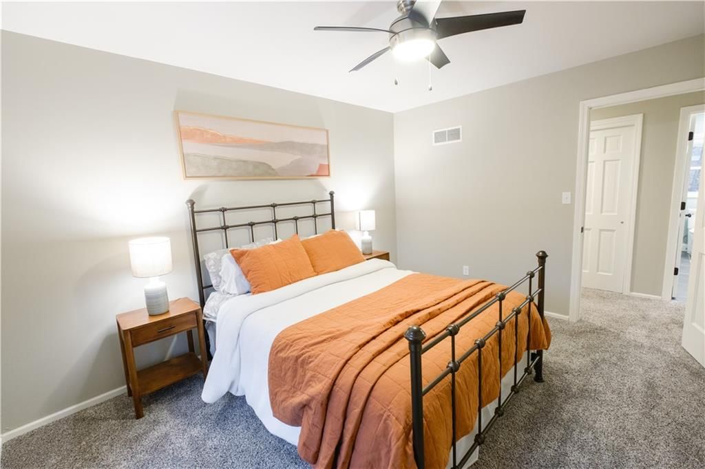 183 NE Chinquapin Court — photo 58