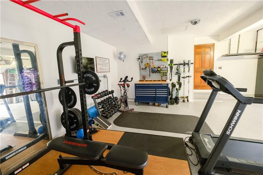 183 NE Chinquapin Court — photo 65