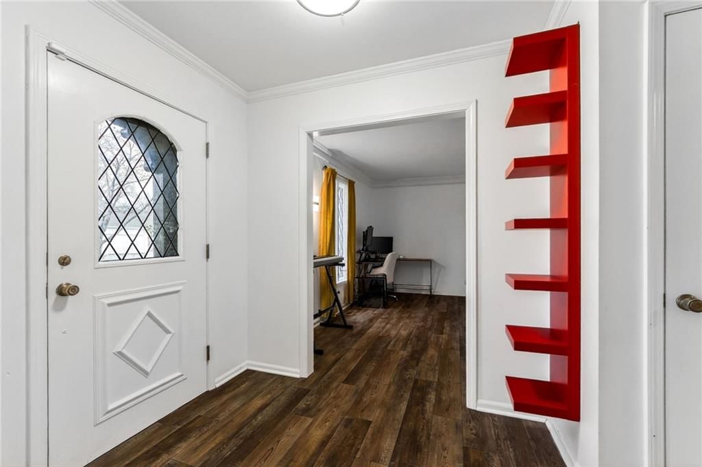 9809 W 101st Street — photo 5