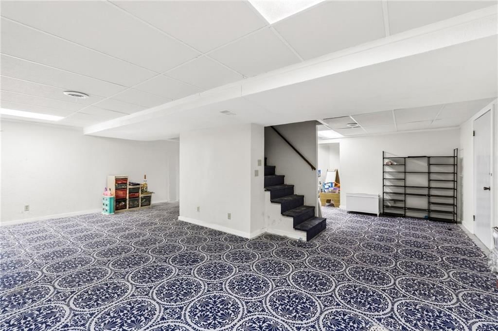 9809 W 101st Street — photo 40