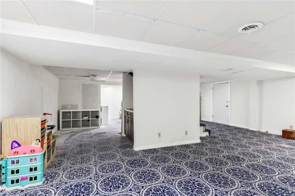 9809 W 101st Street — photo 43