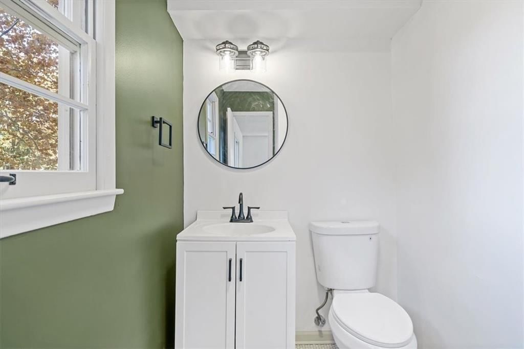 313 S Walker Street — photo 10
