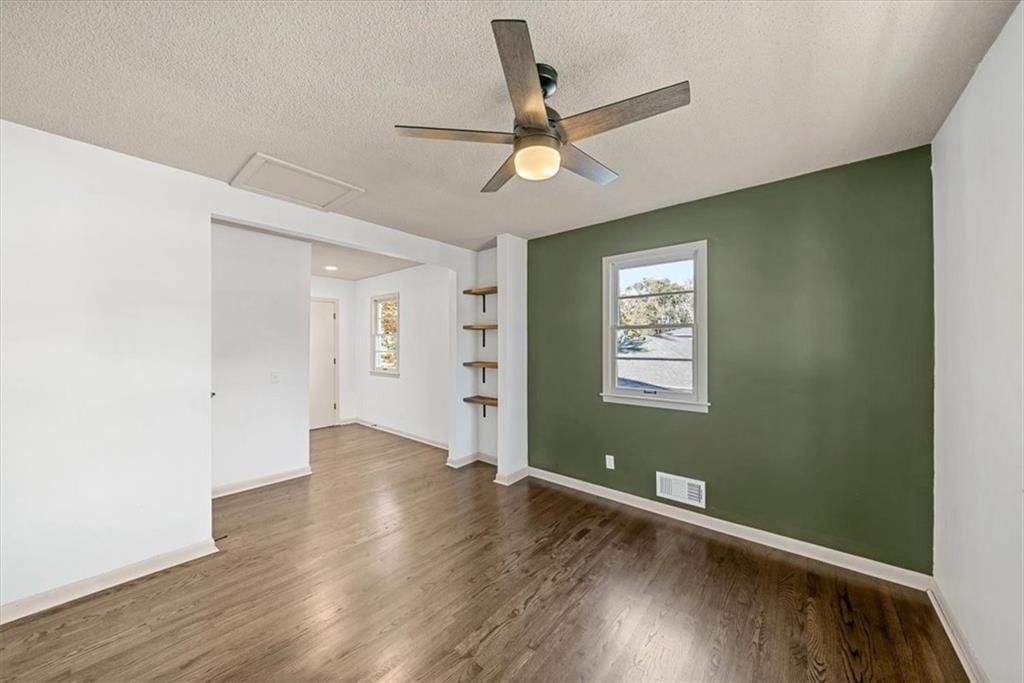 313 S Walker Street — photo 18