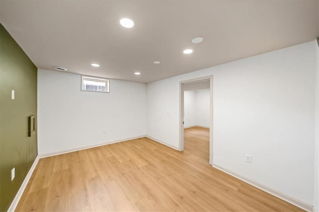 313 S Walker Street — photo 20