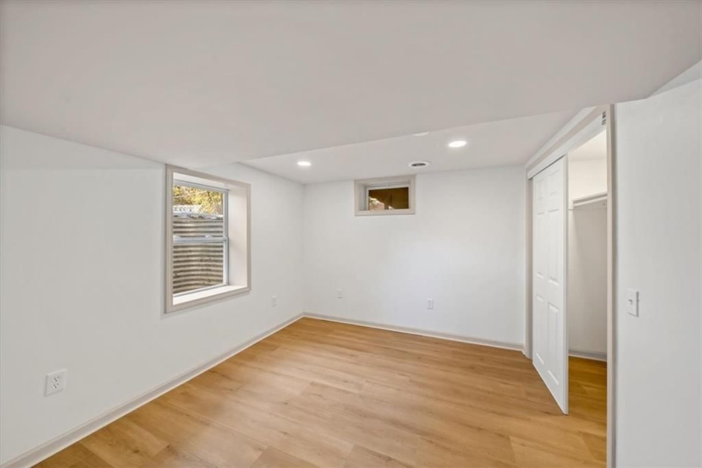 313 S Walker Street — photo 22