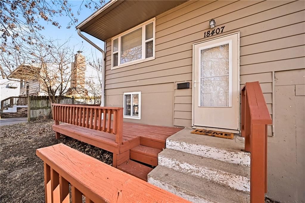 18407 E LEXINGTON Road — photo 3