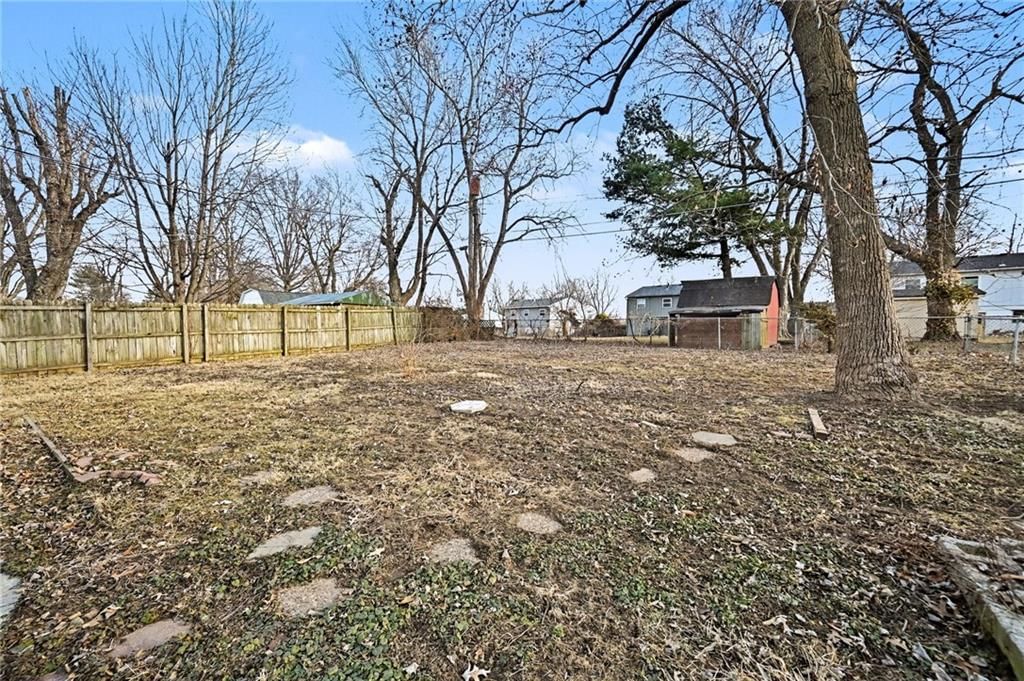 18407 E LEXINGTON Road — photo 15