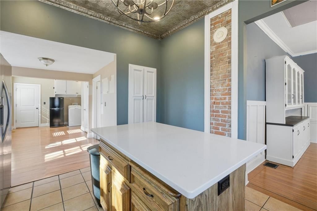 503 E Lexington Street — photo 10